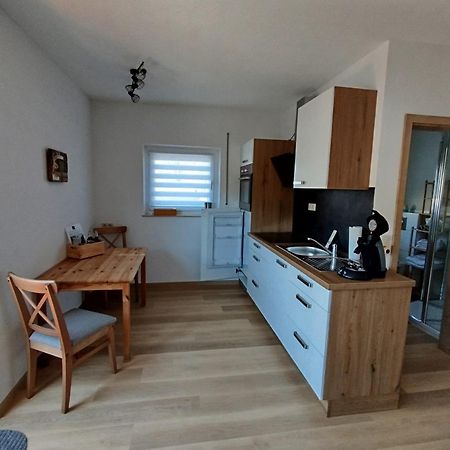 Moselferienweingut Schaefer Apartamento Wintrich Exterior foto