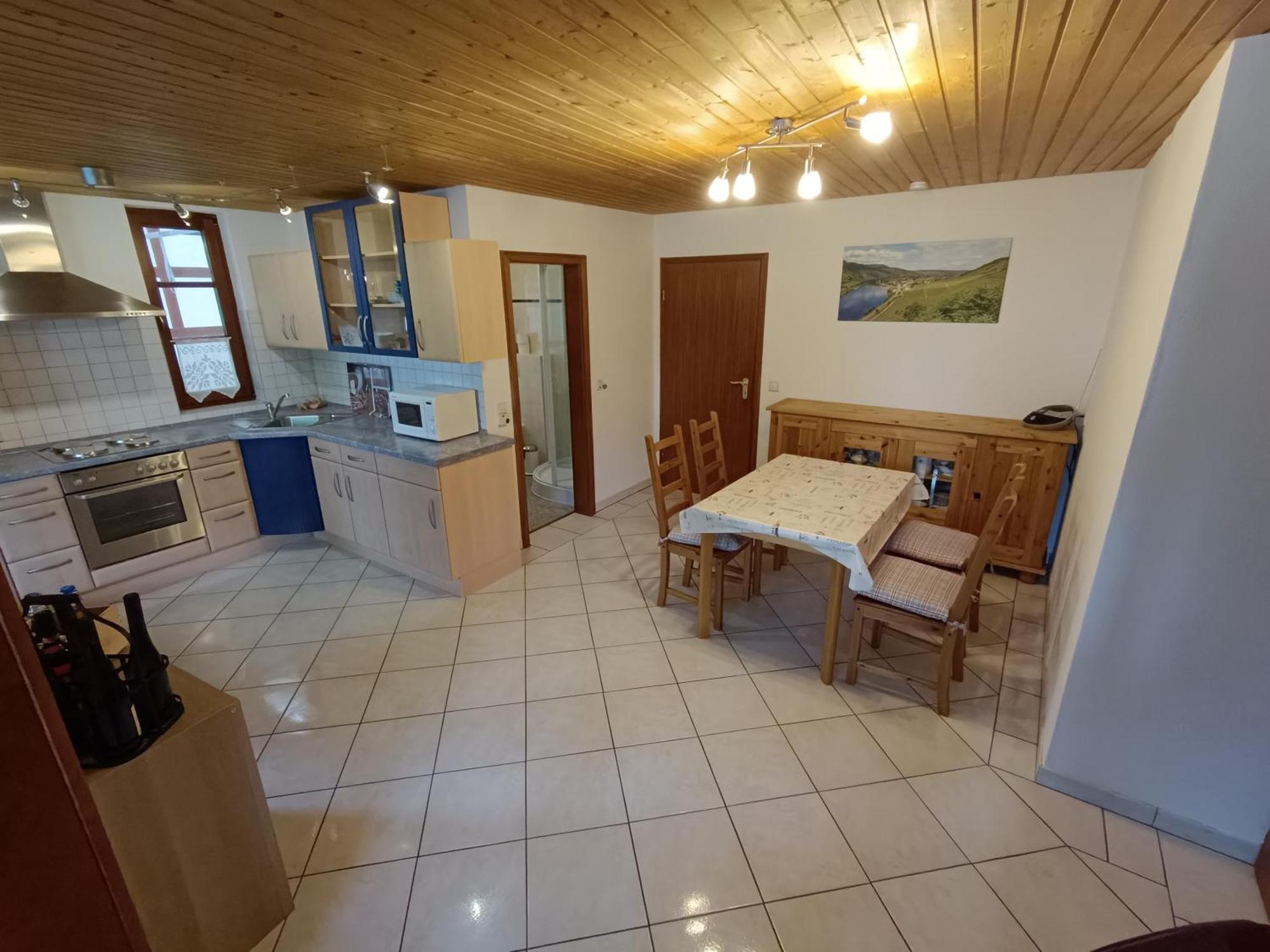 Moselferienweingut Schaefer Apartamento Wintrich Exterior foto